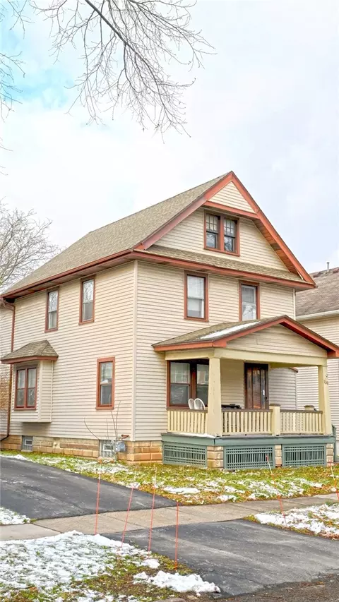 130 Weldon St, Rochester, NY 14619