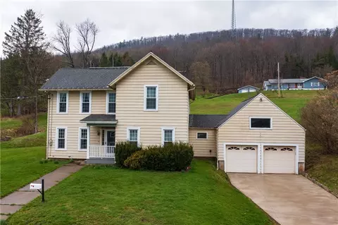 402 E King St, Smethport, PA 16749