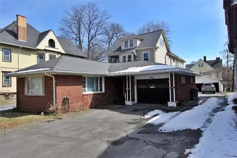 48-52 Oxford St, Rochester, NY 14607