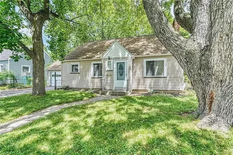58 Rosemount St, Rochester, NY 14620