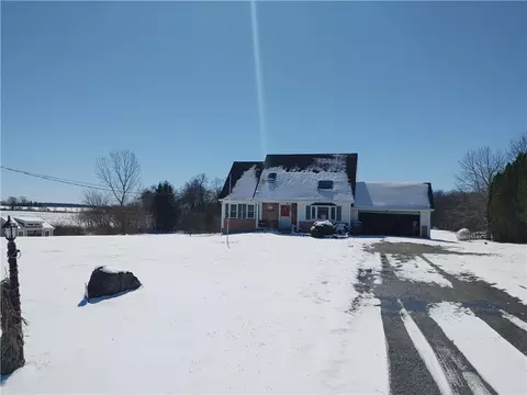 3023 Griffin Rd, Riga, NY 14428