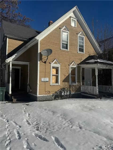 194-198 Norton St, Rochester, NY 14621