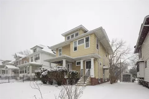 57 Penhurst St, Rochester, NY 14619