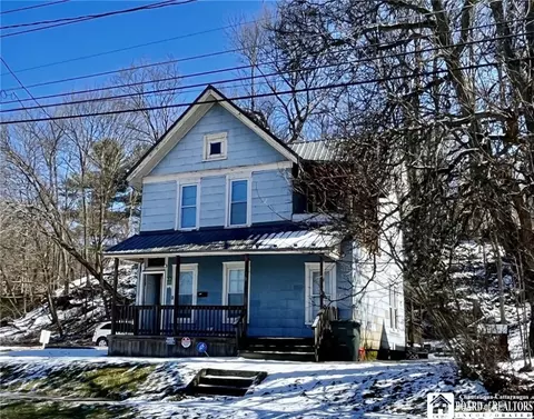 566 Allen St, Jamestown, NY 14701