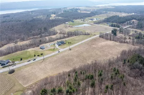 5088 State Route 21 Rd, Canandaigua, NY 14424