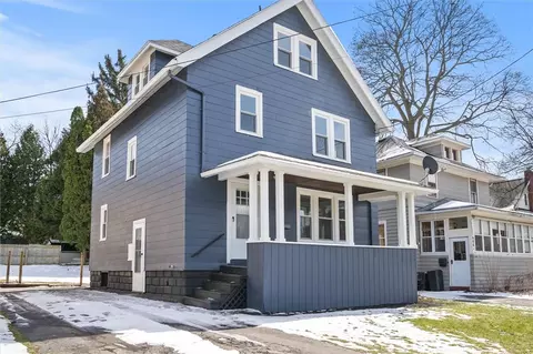 606 Madison St, East Rochester, NY 14445