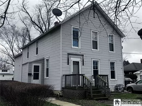 5 E Green St, Dunkirk, NY 14048