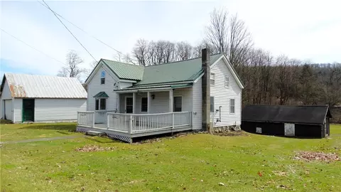 952 County Highway 16, New Lisbon, NY 13315