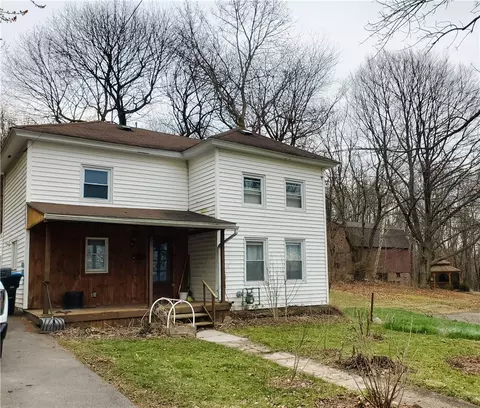26 High St, Sodus, NY 14551