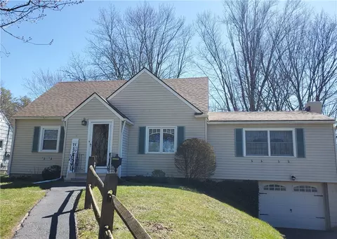 38 Parkway, Chili, NY 14514