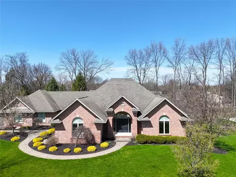 170 Barclay Square Drive Dr, Rochester, NY 14618