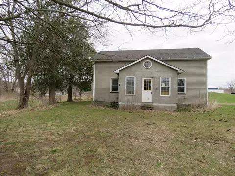 3838 Dewey Rd, Shortsville, NY 14548