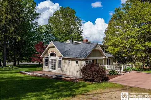 4595 Baker St, Busti, NY 14750