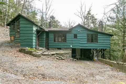 4946 Morrow Hill Rd, Bristol, NY 14424