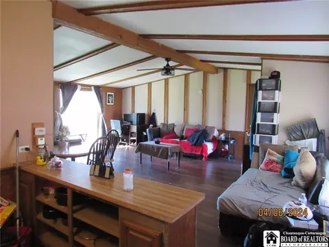 3561 Middle Rd, Dunkirk, NY 14048 photo 2