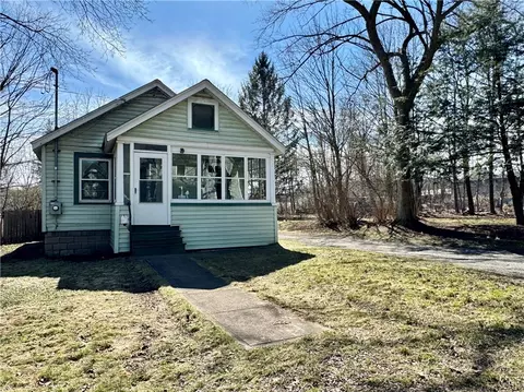 1 Van Woert St, Oneonta, NY 13820