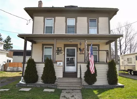 208 S Lackawanna St, Wayland, NY 14572