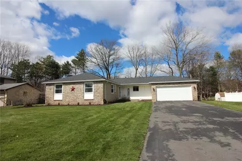 22 Old Well Rd, Greece, NY 14626