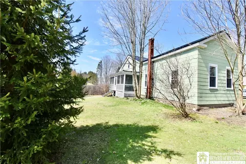115 Park St, Sherman, NY 14781