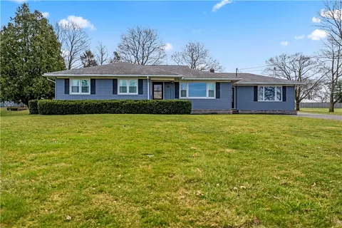 111 Ontario St, Phelps, NY 14532