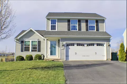 5934 Kennebec Ct, Farmington, NY 14425