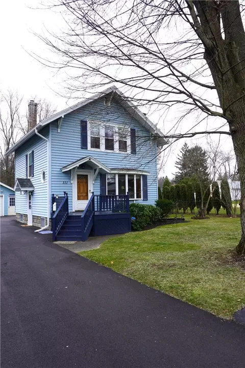 111 Klink Rd, Rochester, NY 14625