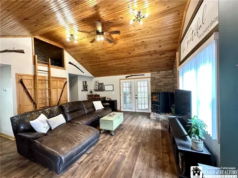 Living - 2854 W Windfall Rd, Olean, NY 14760 photo 3 of 10