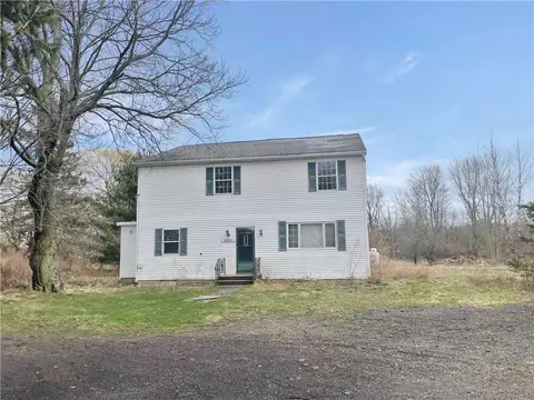 6961 Block Church Rd, Royalton, NY 14094