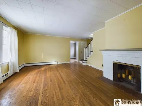 Living - 103 Garfield Ct, Olean, NY 14760 photo 2 of 2