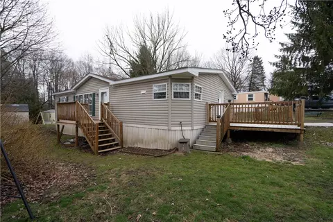 111 Warsaw Blvd #6, Silver Springs, NY 14550