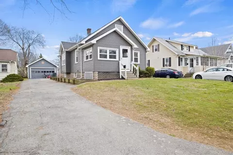 257 Delmar Rd, Greece, NY 14616