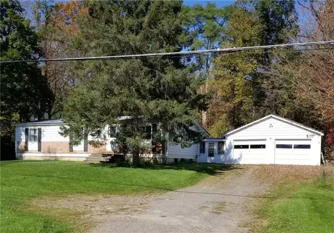 33 N Canal St, Oxford, NY 13830