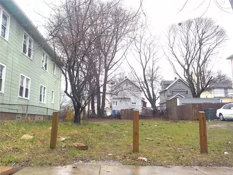 47 Mohawk St, Rochester, NY 14621