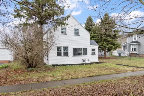 8685 Coleman Rd, Somerset, NY 14012