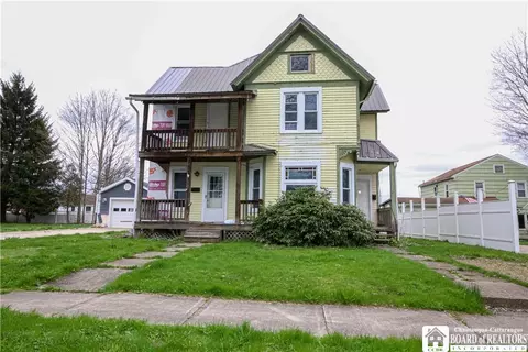 221 E Pearl St, Ellicott, NY 14733