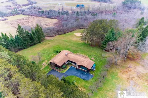 1929 Southwestern Dr, Busti, NY 14750