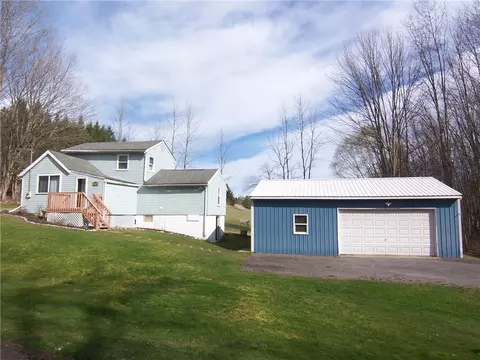 5321 Hyman Rd, Arcadia, NY 14513