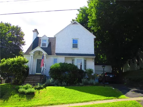 81 Ford Ave, Oneonta, NY 13820