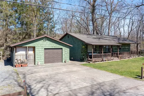 6089 Dacola Shores Rd, Conesus, NY 14435