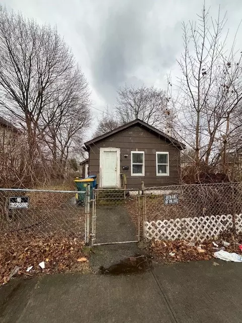 135 Saratoga Ave, Rochester, NY 14608