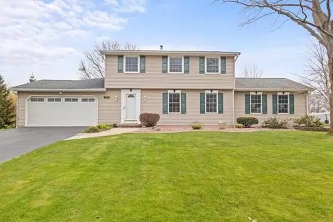 1093 Terry Dr, Webster, NY 14580