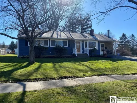 120 Hebner St, Jamestown, NY 14701