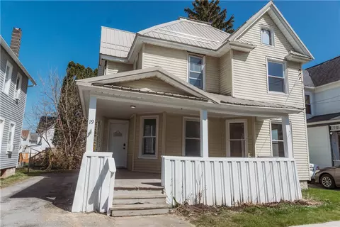 19 Grant Ave, Geneva, NY 14456