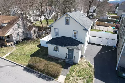 2 Kearney St, Oneonta, NY 13820