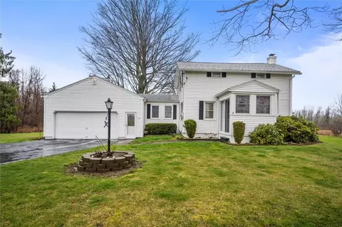 602 Chase Rd, Hilton, NY 14468