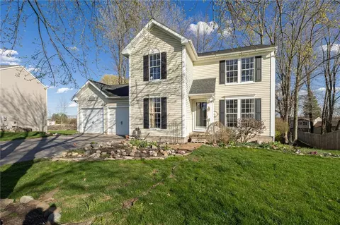 24 Constitution Cir, Chili, NY 14624
