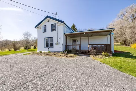2444 Guyanoga Rd, Jerusalem, NY 14527