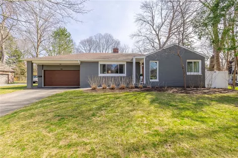 144 Ellingwood Dr, Rochester, NY 14618
