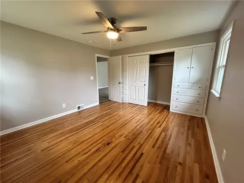 Bedroom - 3324 Culver Rd, Irondequoit, NY 14622 photo 3 of 4