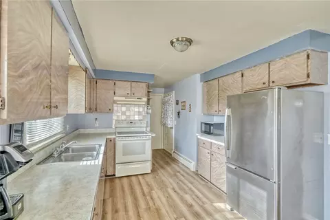 1156 Jackson Rd, Webster, NY 14580 photo 9